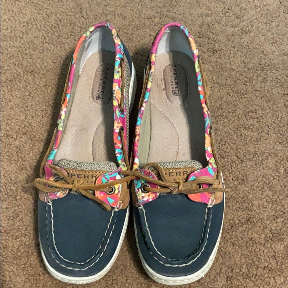Speedy Top Siders Navy/ Floral. Size 8.5.